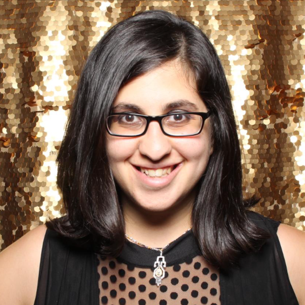 Headshot of Shaily Hakimian, Director of Customer Success & LinkedIn Coach
