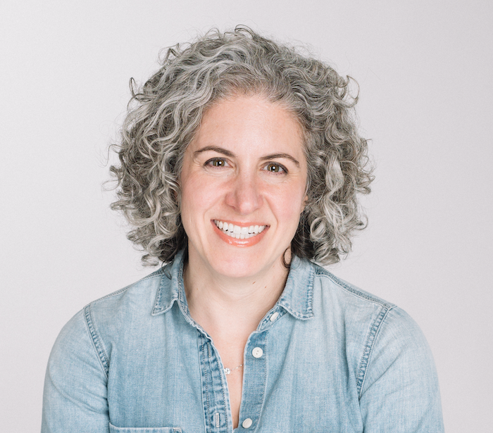 Leah Neaderthal headshot